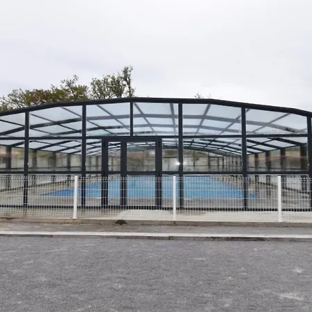 Avec Piscine شاليه Azur