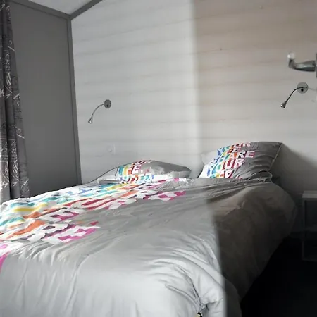 Chalet Avec Piscine *