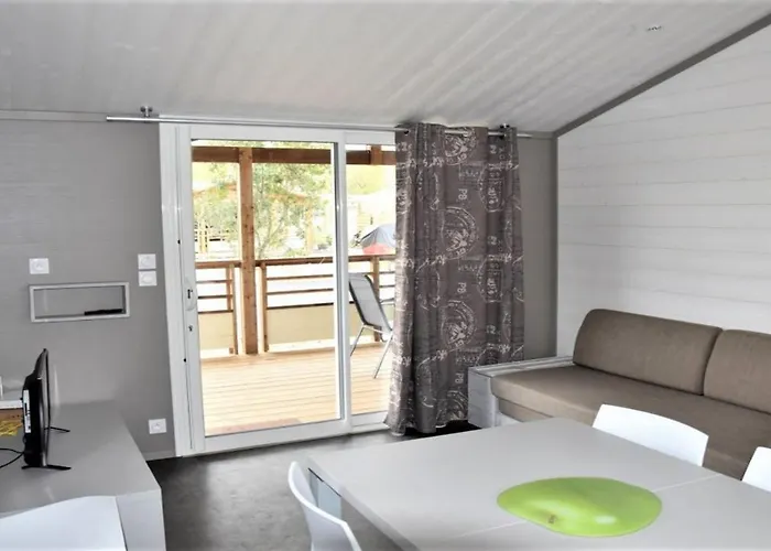 Σαλέ Avec Piscine